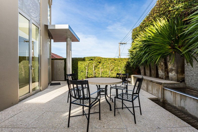 6 Wesley Road, Kelburn, Wellington - Carousel 19