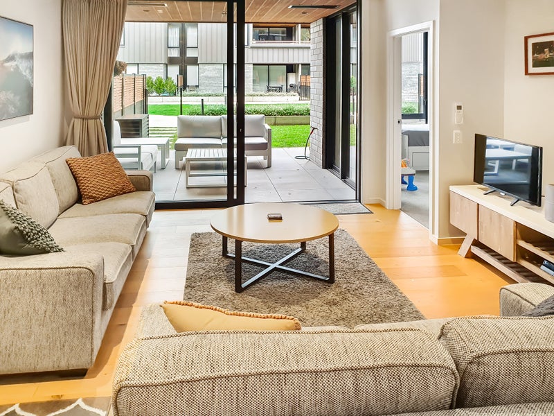 112/64 Victoria Street, Onehunga, Auckland - Carousel 2
