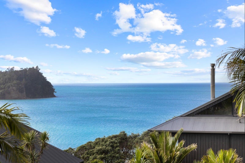 31 Ocean View Road, Hatfields Beach, Orewa - Carousel 1