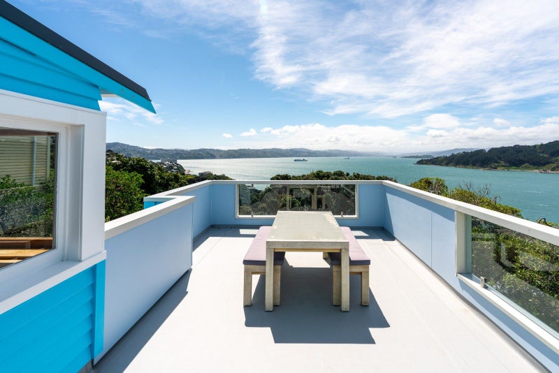 10 Waipapa Terrace, HATAITAI 6021, WELLINGTON - Carousel 2