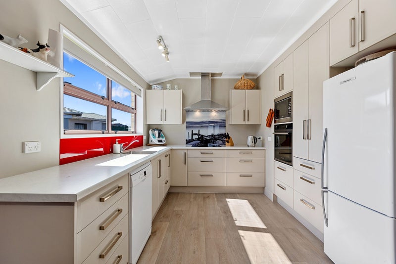 532A Fraser Street, Greerton, Tauranga - Carousel 1