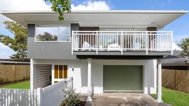 4/46 Fowlds Avenue, Sandringham, Auckland - Carousel 1