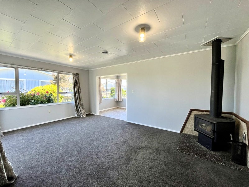 138 Portsmouth Road, Flaxmere, Hastings - Carousel 2