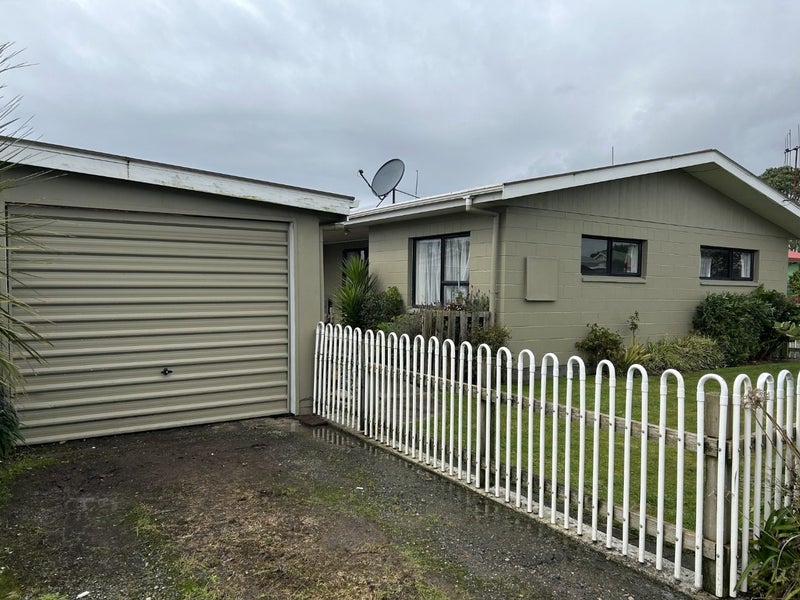 75A Romilly Street, Westport, Westport - Carousel 1