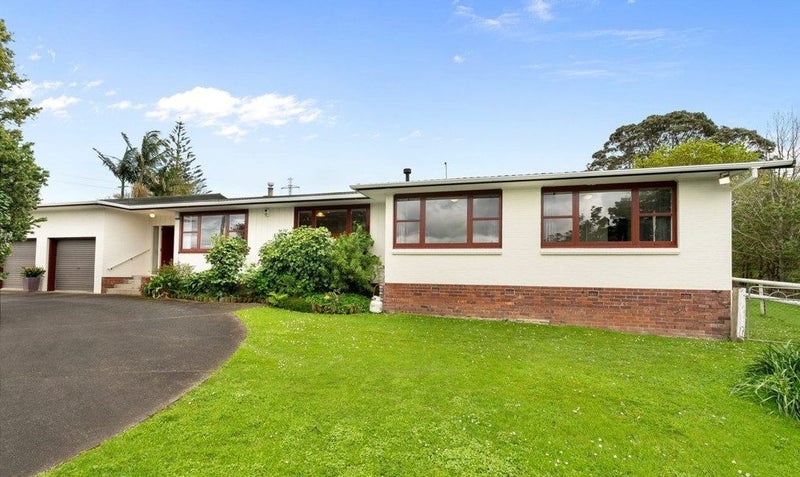 10 Ranfurly Road, Alfriston, Auckland - Carousel 1