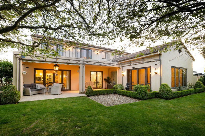 35 The Esplanade, Huntington, Hamilton - Carousel 2