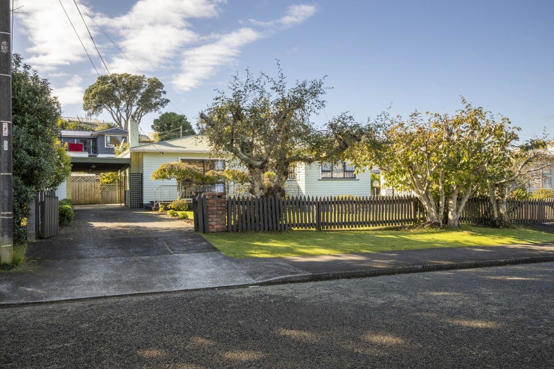 85 Bayly Road, Blagdon, New Plymouth - Carousel 32