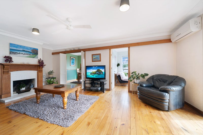 12 Trig Road, West Harbour, Auckland - Carousel 1