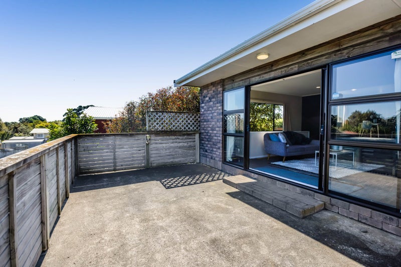 18 Lantana Avenue, Bell Block, New Plymouth - Carousel 1