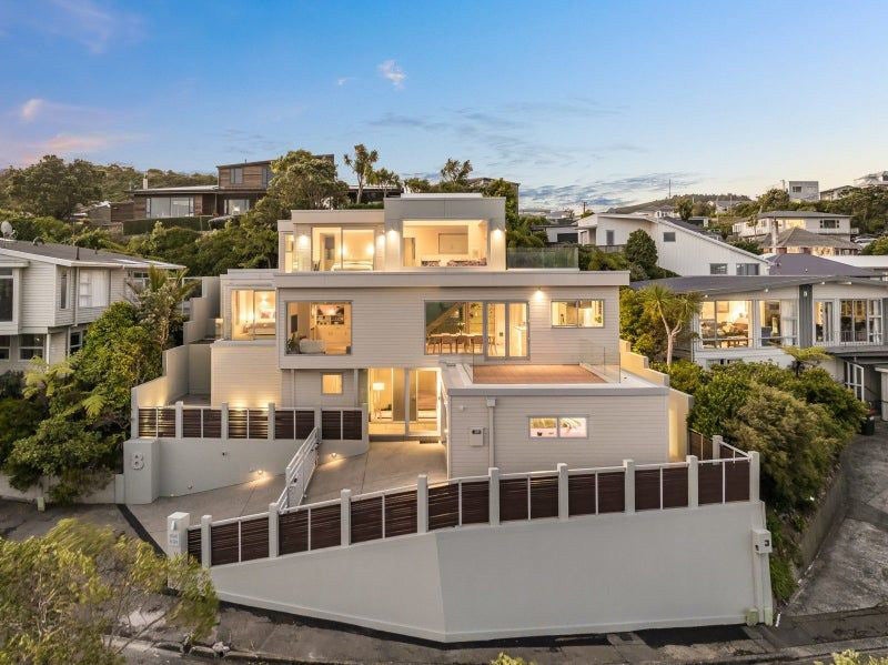 8 Elgin Way, Khandallah, Wellington - Carousel 1