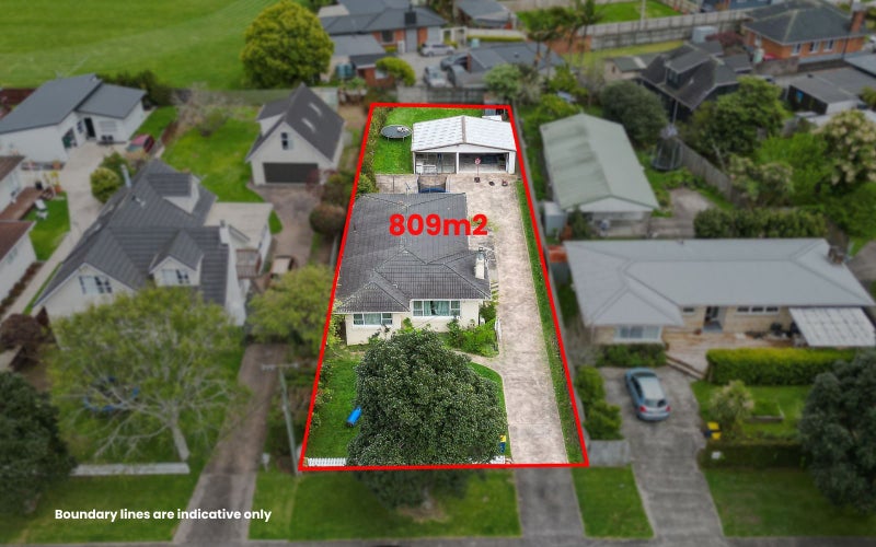 20 Peachgrove Road, Te Atatu Peninsula, Auckland - Carousel 1