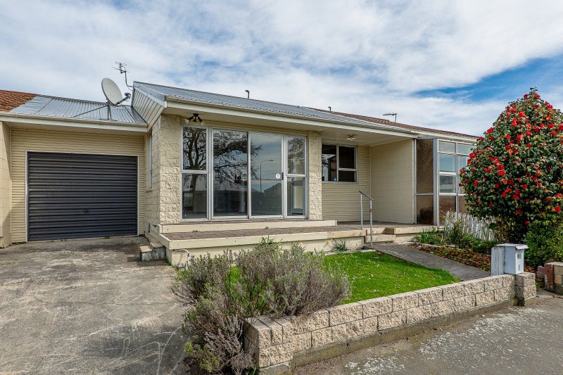 2/80 Charles Street, Waltham, Christchurch - Carousel 1