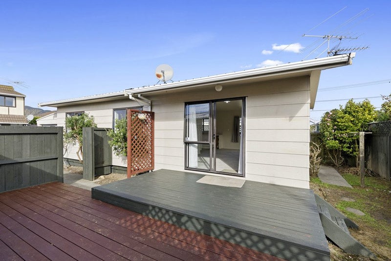 2/65 Wakefield Street, Alicetown, Lower Hutt - Carousel 1