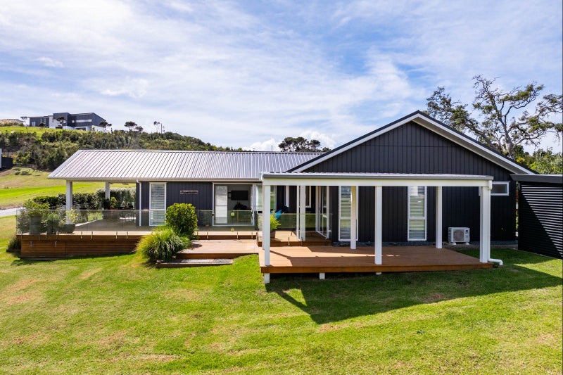 150 Estuary Drive, Mangawhai Heads, Mangawhai - Carousel 1