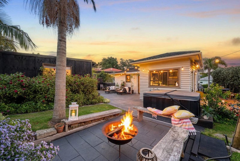 11 Himikera Avenue, Avondale, Auckland City, Auckland - Carousel 1