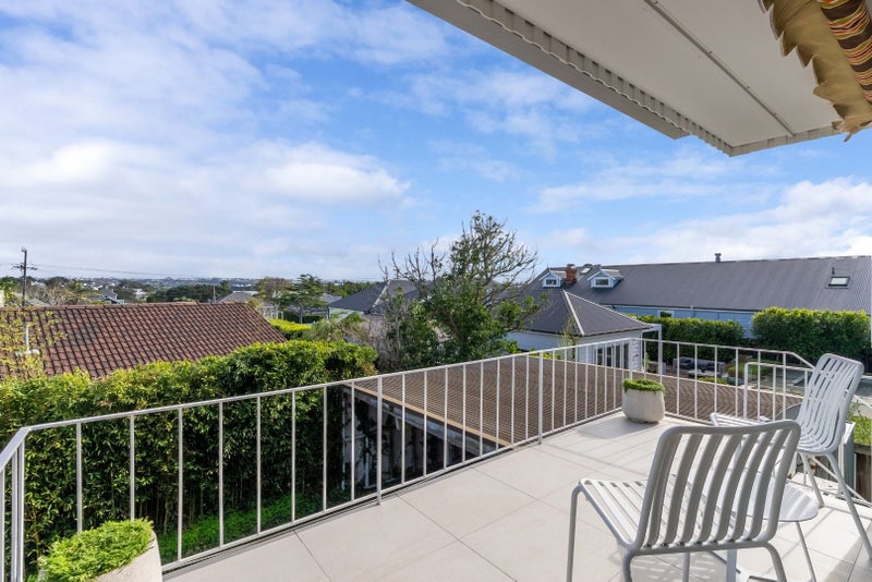 4/134 Calliope Road, Stanley Point, Auckland - Carousel 2