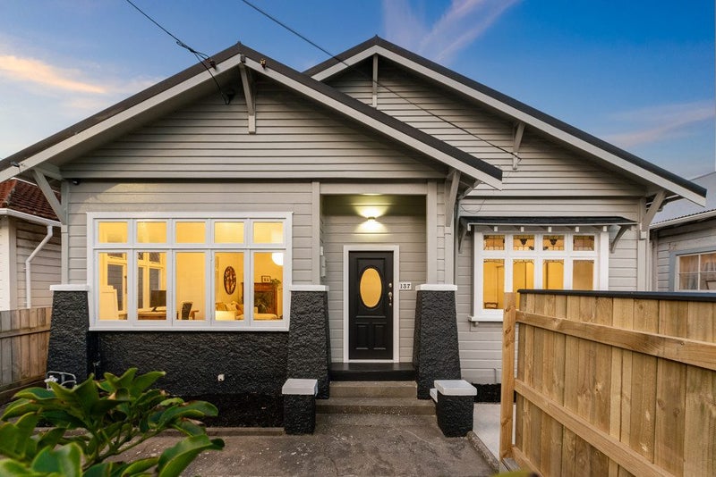 137 Onepu Road, Lyall Bay, Wellington - Carousel 2