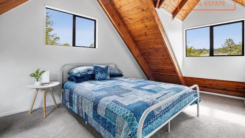 30A Simon Ellice Drive, Bayview, Auckland - Carousel 1