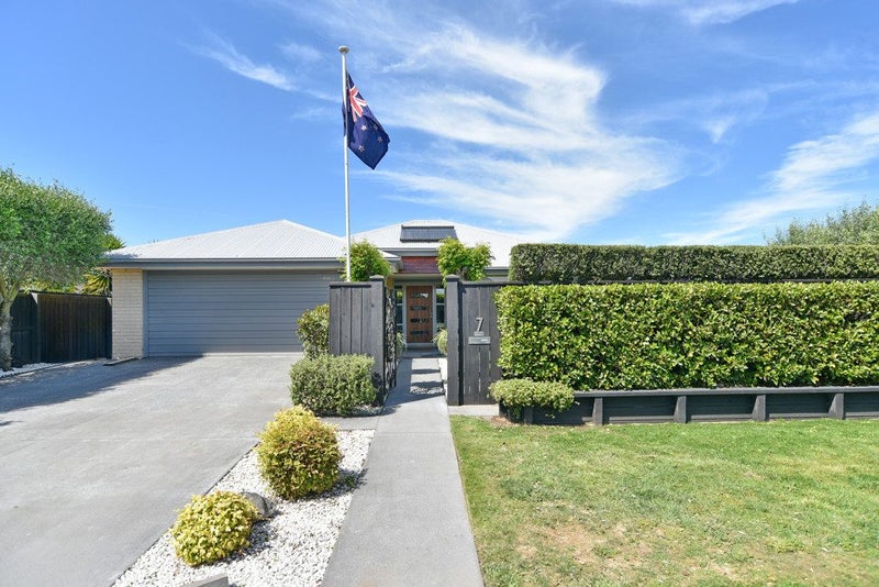 7 Araucana Way, Burwood, Christchurch - Carousel 1