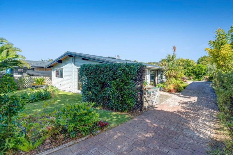 40 Manly Park Avenue, Manly, Whangaparaoa - Carousel 2
