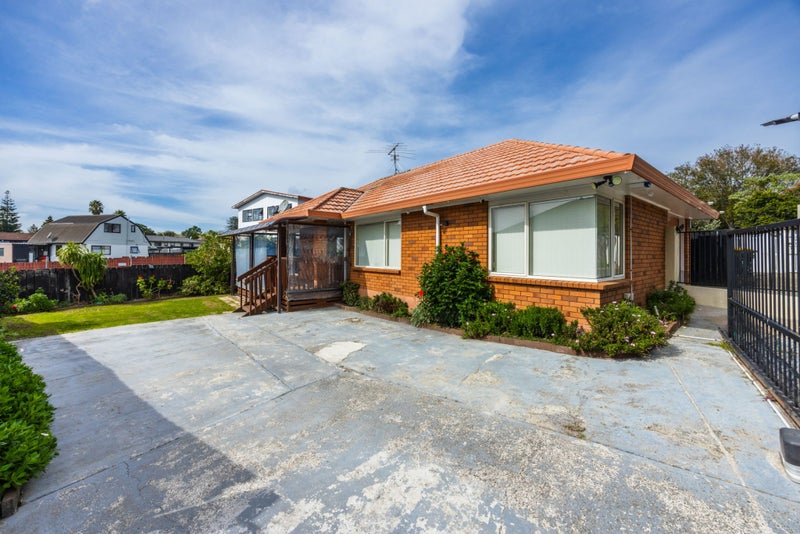 25 Landette Road, Manurewa, Manukau City, Auckland - Carousel 2