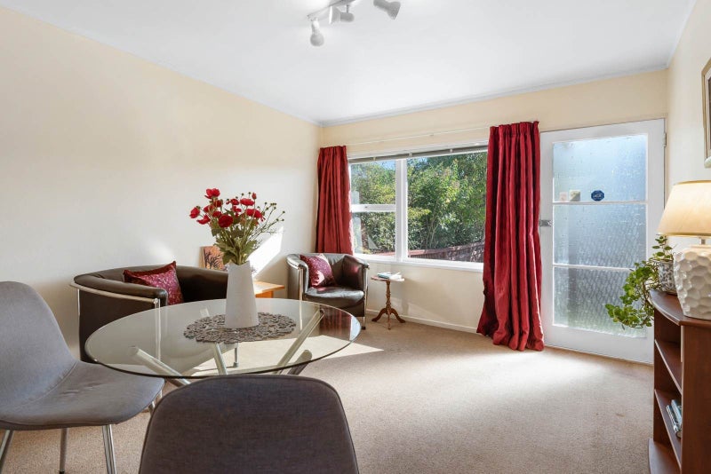 9/27 Nikau Street, New Lynn, Auckland - Carousel 2