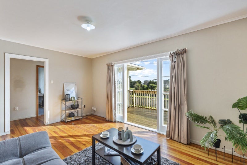 2 Watene Crescent, Waitara, Waitara - Carousel 2
