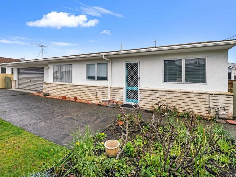 1A Harris Place, Gonville, Whanganui - Carousel 2