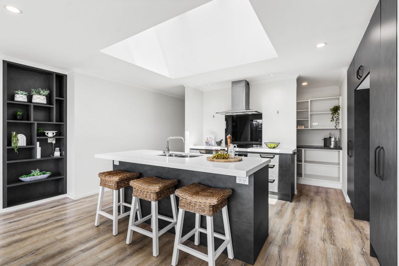 9 Kingsdowne Drive, West Melton, West Melton - Carousel 1