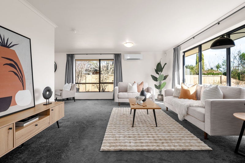 30 Newfield Drive, Fairview Downs, Hamilton - Carousel 2