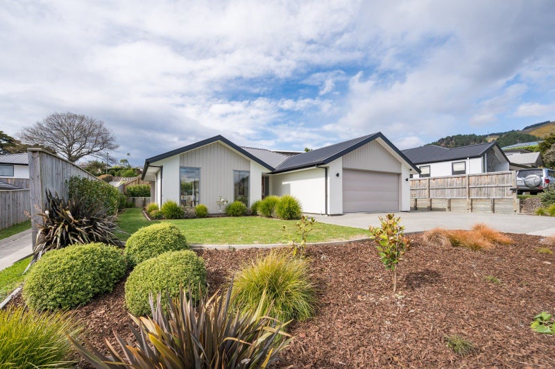 41 Hart Road, Richmond - Carousel 21