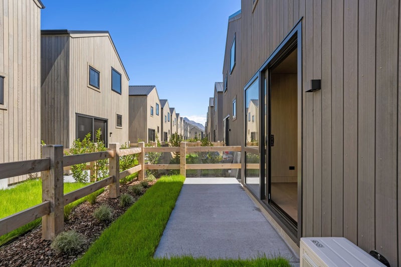 3 O'Meara Street, Frankton, Queenstown - Carousel 11