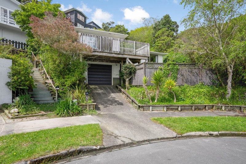 9 Damian Grove, Waterloo, Lower Hutt - Carousel 2