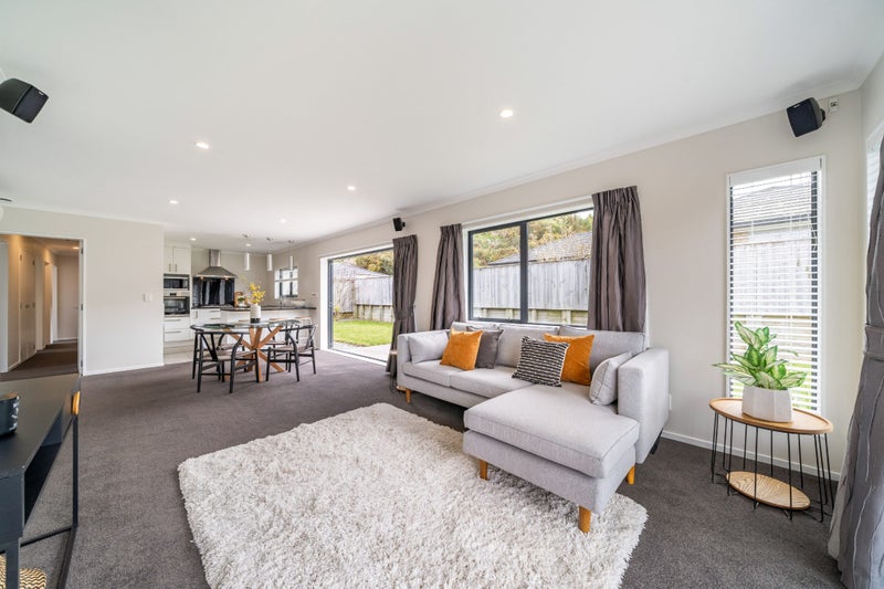 107 Riverstone Drive, Riverstone Terraces, Upper Hutt - Carousel 2