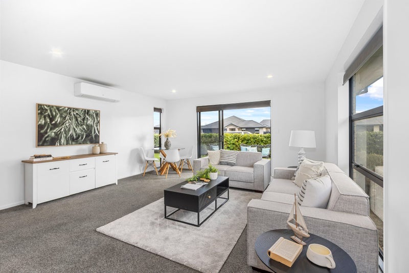 14 Saddlers Lane, Yaldhurst, Christchurch - Carousel 1