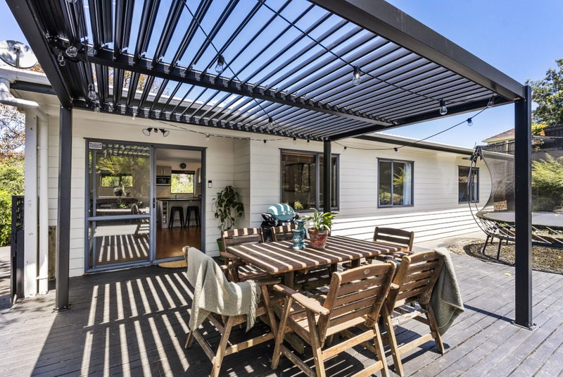 6A Torokina Place, Onehunga, Auckland - Carousel 1