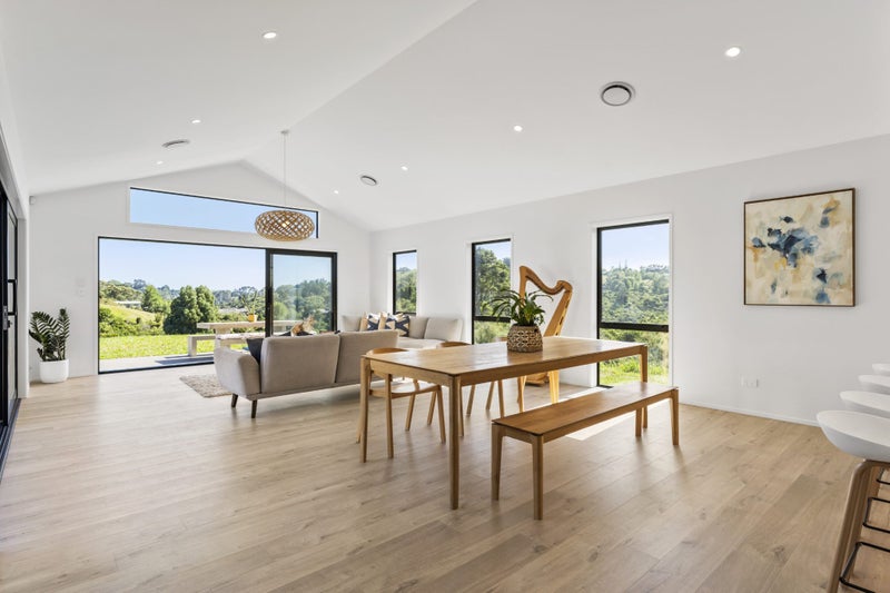 52 Masons Road, East Tamaki Heights, Auckland - Carousel 1