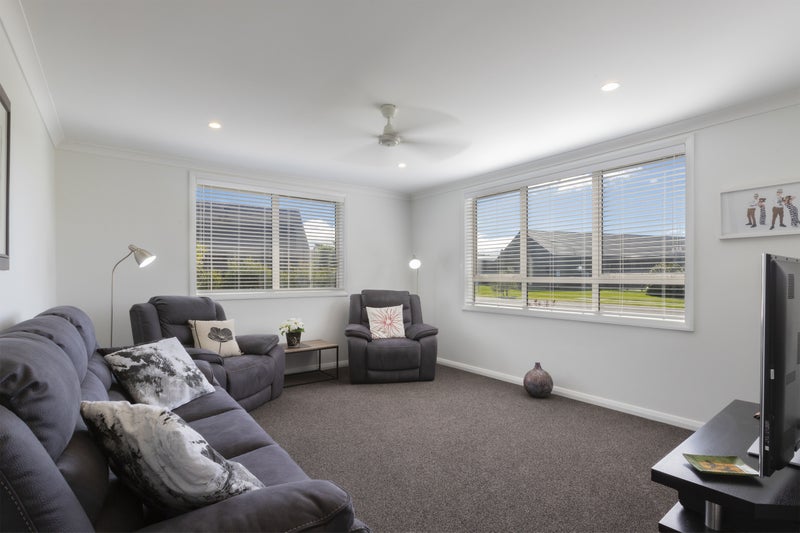 Property Valuation for 8 Park Rise, Mangawhai Heads, Mangawhai Trade
