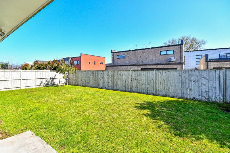 9 Waituarua Drive, Takanini, Auckland - Carousel 21