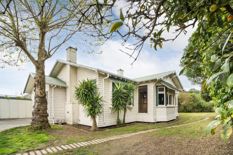 4 Rainforth Street, Roslyn, Palmerston North - Carousel 1