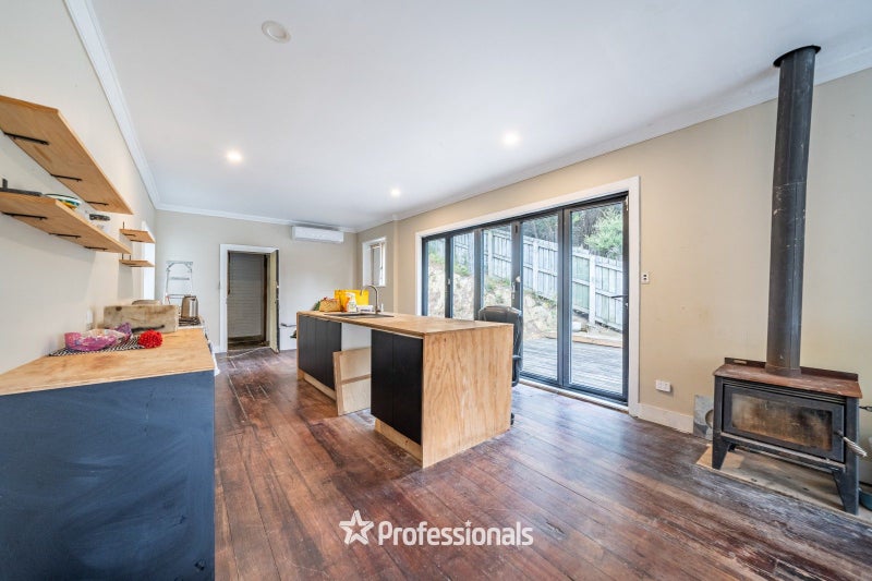 7 Fraser Street, Wainuiomata, Lower Hutt - Carousel 2