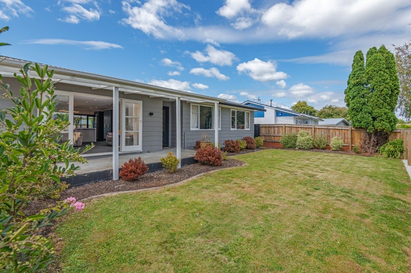 134 Ruamahanga Crescent, Terrace End, Palmerston North - Carousel 2