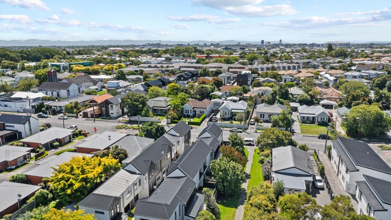 2/24 Southey Street, Sydenham, Christchurch - Carousel 27