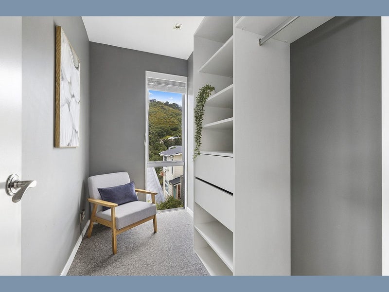26A Brighton Street, Island Bay, Wellington - Carousel 25