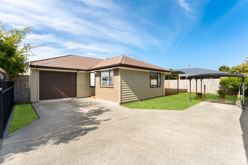 244C Rosebank Road, Avondale, Auckland - Carousel 1