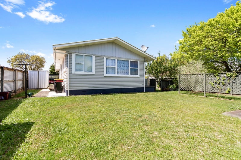 24B Baird Road, Tokoroa - Carousel 1