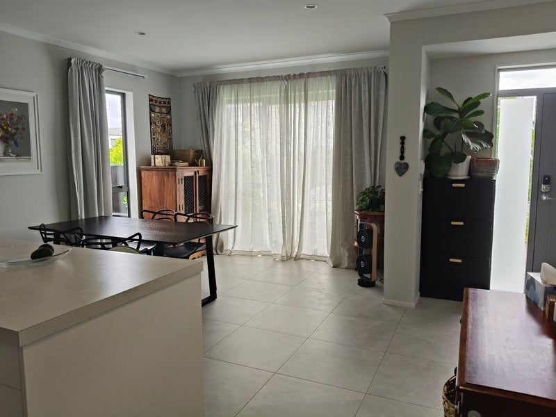14 Ringa Matau Road, Hobsonville, Auckland - Carousel 1