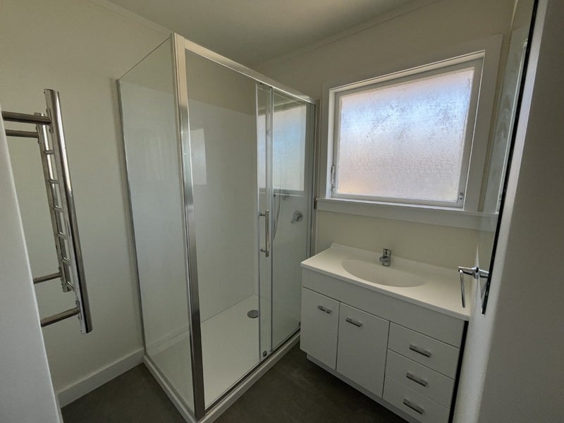 18 Chelmsford Street, Silverdale, Hamilton, Waikato - Carousel 13