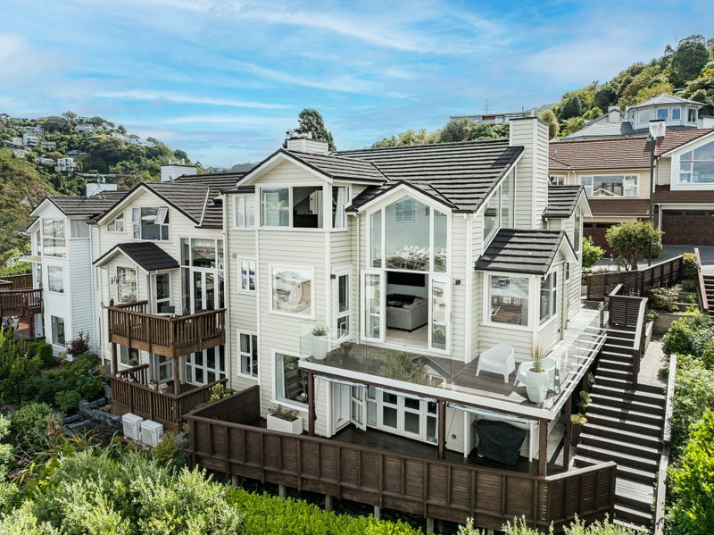 5 Curnow Way, Kaiwharawhara, Wellington - Carousel 1