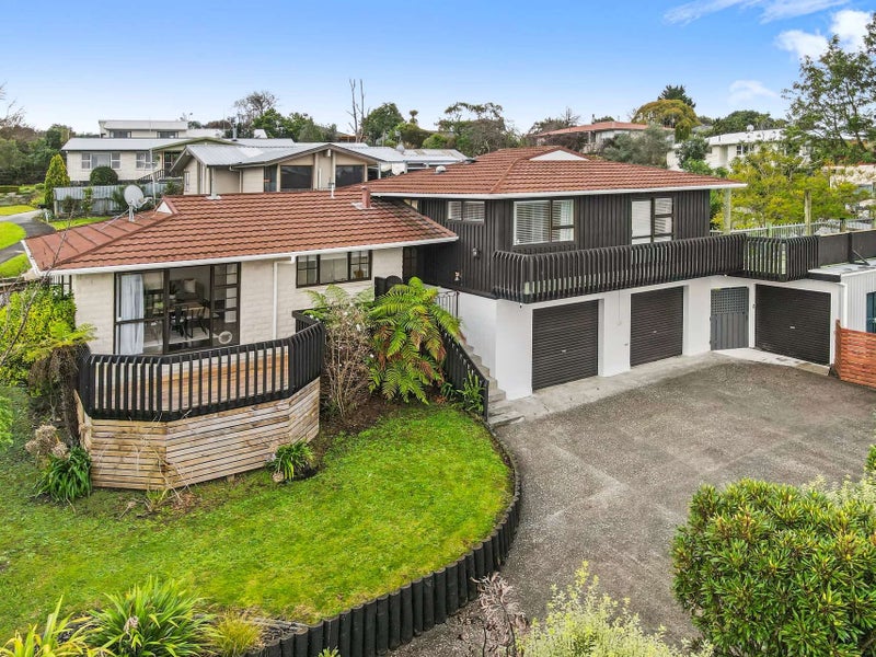 5 Rangeview Place, Feilding, Feilding - Carousel 1